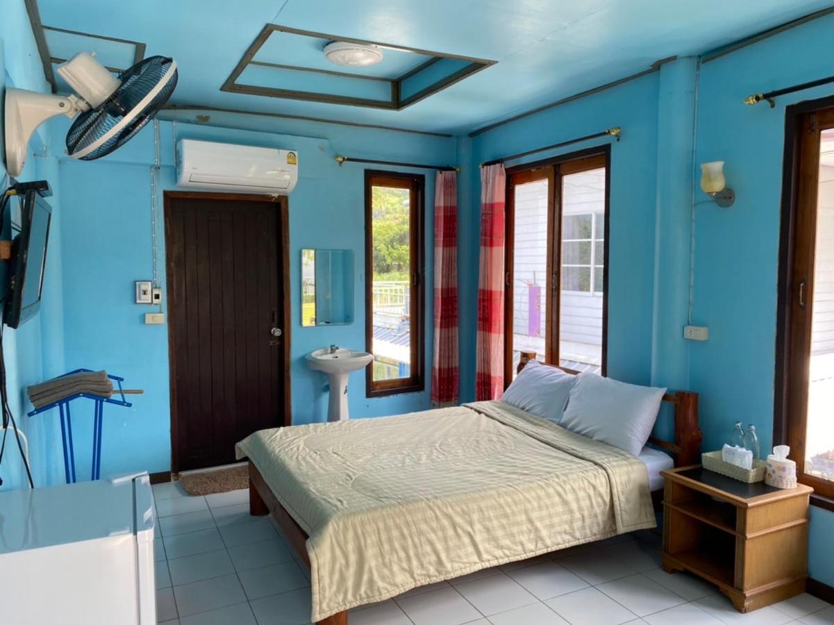 Home Ok Taleymok Khao Kho Bagian luar foto